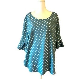 Ladies blouse size 2X great condition green envelope Los Angeles is the designer